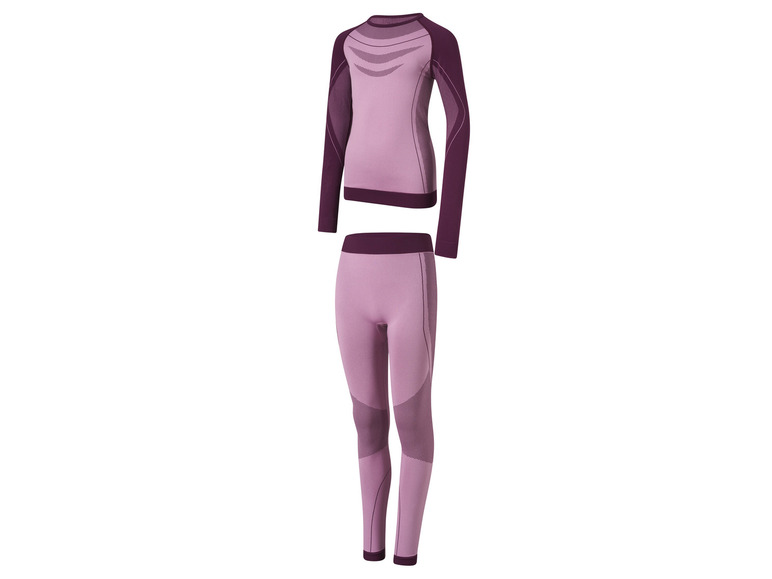 Un ensemble de sous-vêtements thermiques rose à manches longues et jambes longues.