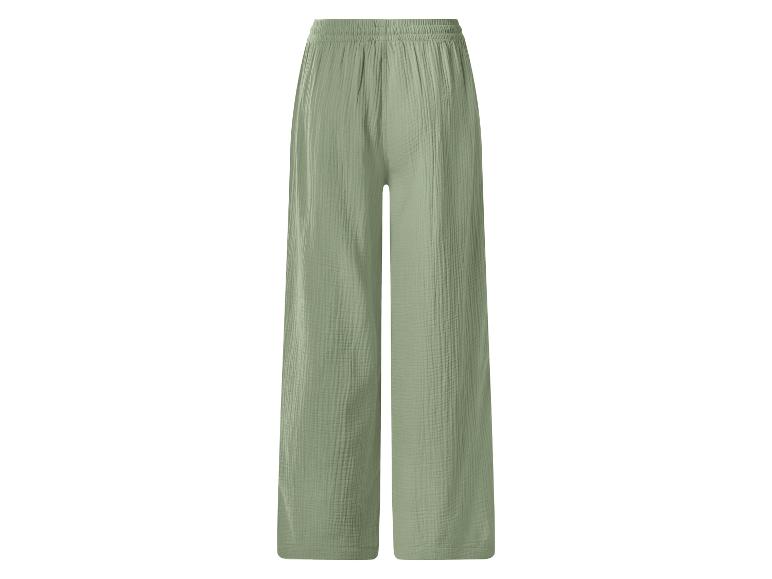 Pantalon large vert avec taille élastiquée.