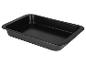 Plat de cuisson rectangulaire noir en métal, vide, sur fond blanc.