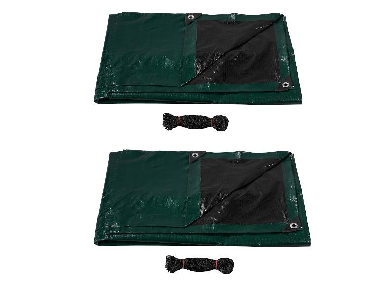 Deux bâches vertes avec le dessous noir et deux paquets de corde noire.
