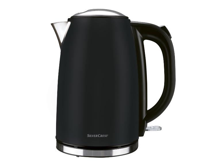 Bouilloire noire SilverCrest : électroménager élégant et fonctionnel.