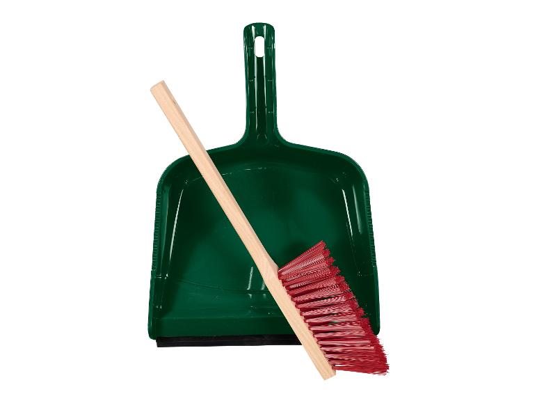 Ensemble pelle verte et balai rouge.