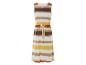 Une robe blanche avec des rayures horizontales dans des tons de brun et une ceinture.