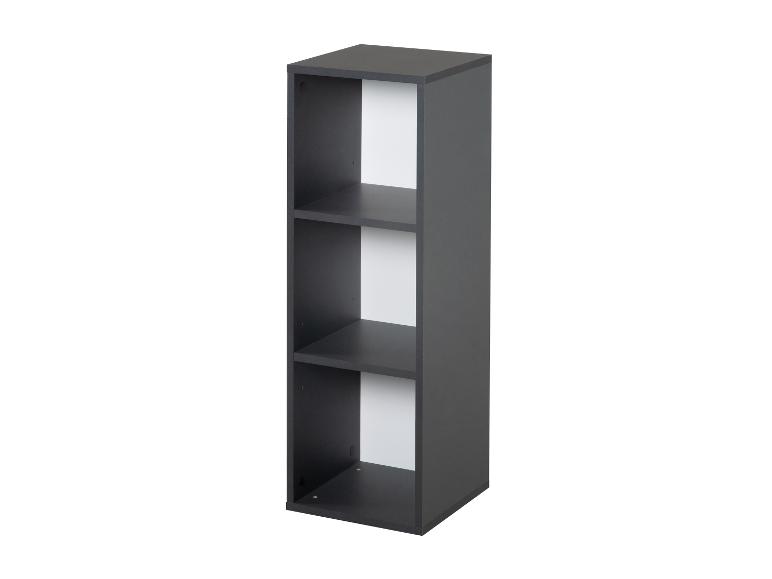 Bibliothèque noire à trois étagères avec un fond blanc, sur un fond blanc