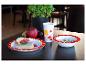 Assiette, bol et gobelet pour enfants, décor coeurs rouges.