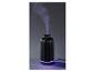 Diffuseur d'arômes noir avec brume violette et base lumineuse violette.