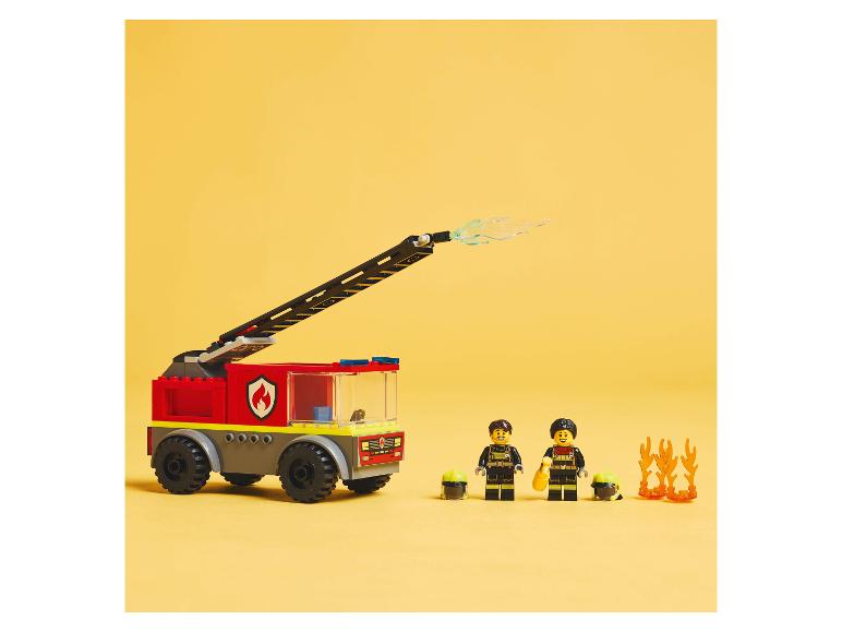 60463 Le camion de pompiers avec échelle