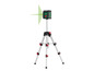 Un niveau laser vert Parkside sur un trépied.