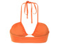 Un haut de bikini orange à col halter.