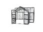 Serre de jardin en verre avec cadre noir et portes ouvertes, sur fond blanc.