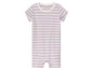 Un body rayé pour bébé en lilas et blanc.