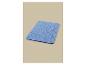 Tapis de bain bleu sur fond beige.