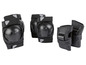Un ensemble de protections noires pour les genoux, les coudes et les poignets.