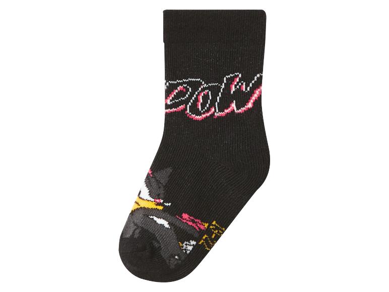 Chaussette noire pour enfant avec motif de chat et le mot « meow ».