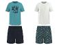 T-shirts et shorts de pyjama : un t-shirt bleu avec des palmiers et un blanc, et des shorts unis et à motifs de palmiers.