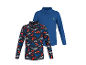 Deux t-shirts à manches longues pour enfants : un bleu avec boussole, l'autre avec motif renards et montagnes.