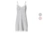 Chemise de nuit grise pour femme avec bordure en dentelle, également disponible en rose.