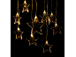 Guirlande lumineuse en forme d'étoiles brillantes sur fond noir, parfaite pour la décoration festive.
