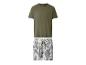 Pyjama homme : t-shirt kaki et short rayé.