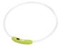 Un collier LED blanc pour animaux de compagnie avec une unité de commande vert lime et un bouton noir.