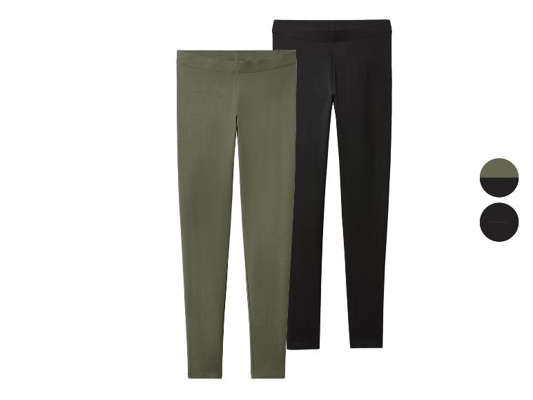 Deux paires de leggings, une vert olive et une noire