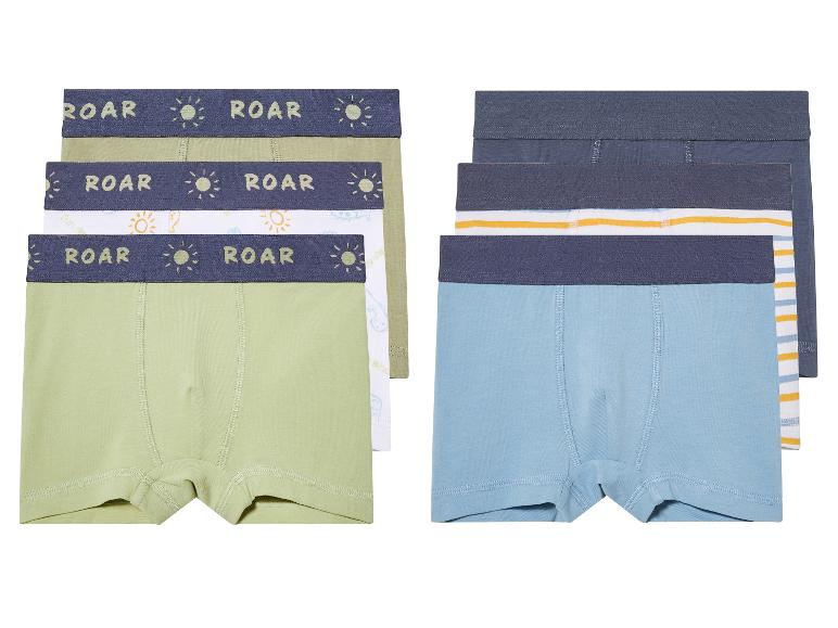 Un ensemble de trois boxers pour garçons avec un motif de soleil et le texte 'Roar'