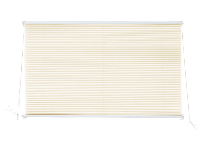 Un store plissé beige avec des fixations blanches