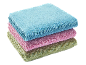 Pile de chiffons en microfibre colorés bleus, roses et verts