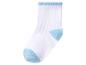 Chaussette bébé blanche avec talon, pointe et bord-côte bleu clair