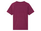 Un t-shirt à manches courtes de couleur bordeaux.