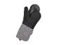 Mitaines de four en silicone et tissu gris.