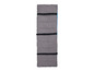Un matelas de couchage gris avec des accents bleus et des boucles noires.