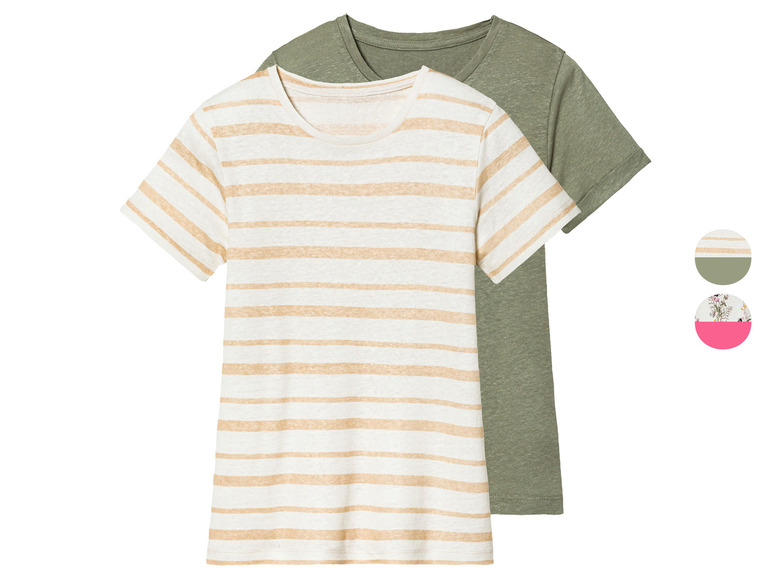 Deux t-shirts, un rayé et un vert uni.