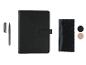 Carnet en cuir noir, stylo et chiffon de nettoyage.