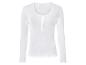 Un t-shirt blanc à manches longues et à boutons.