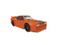 Une voiture de course Hot Wheels orange avec des rayures noires.