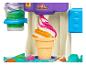 Machine à crème glacée Play-Doh avec de la pâte à modeler colorée dans un cornet.