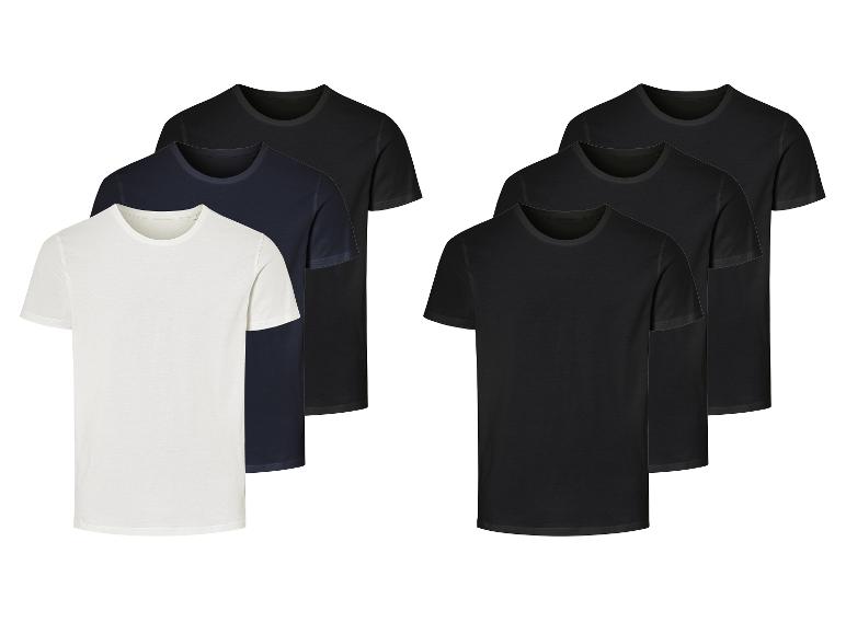 Lots de t-shirts unis : blanc, noir et marine.