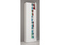 Armoire blanche avec des classeurs de couleurs.