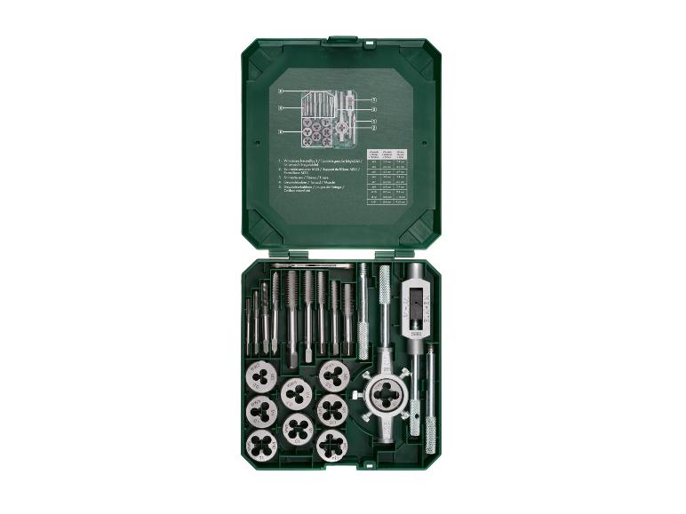 Ensemble d'outils de taraudage et de filetage, comprenant des tarauds, des filières et des poignées, dans un coffret vert.