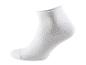 Chaussettes blanches basses, coton, style sport.