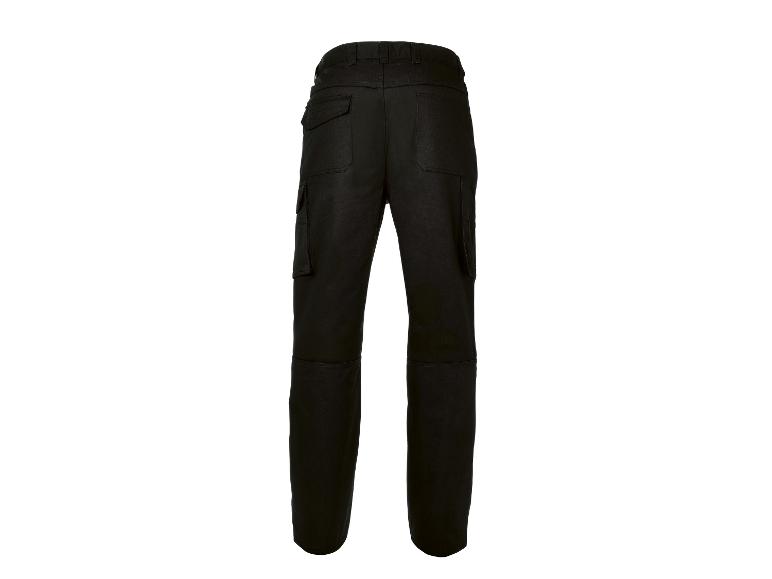 Pantalon cargo noir avec plusieurs poches.