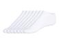 Six paires de chaussettes blanches courtes.