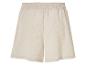 Shorts beiges avec une taille élastique.