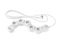Une multiprise blanche avec 5 prises et 2 ports USB.