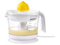 Un presse-agrumes SilverCrest blanc avec un citron et du jus.