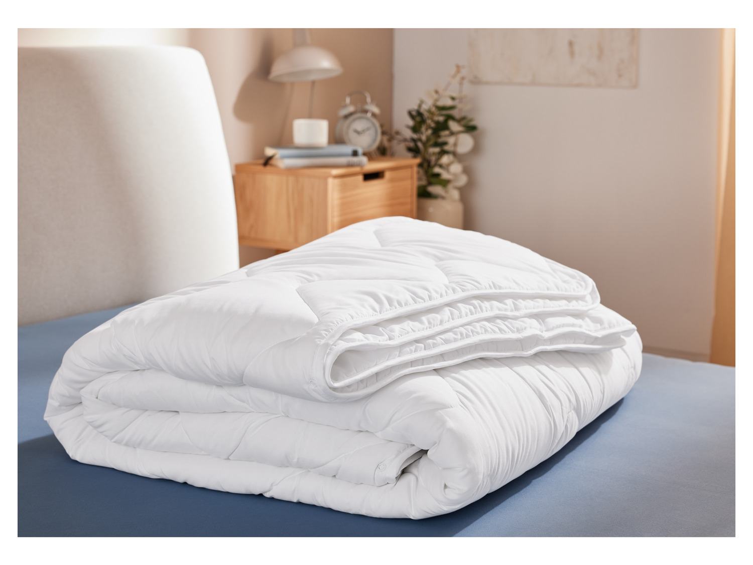 Couette 4 Saisons Microfibre 140x200cm TEX HOME : la couette à Prix