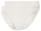 Deux culottes blanches en dentelle.