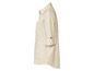 Une chemise beige à manches longues