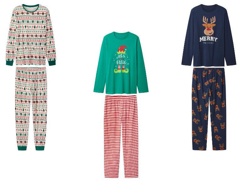 Trois ensembles de pyjamas de Noël, incluant des motifs fair isle, elfe et renne.